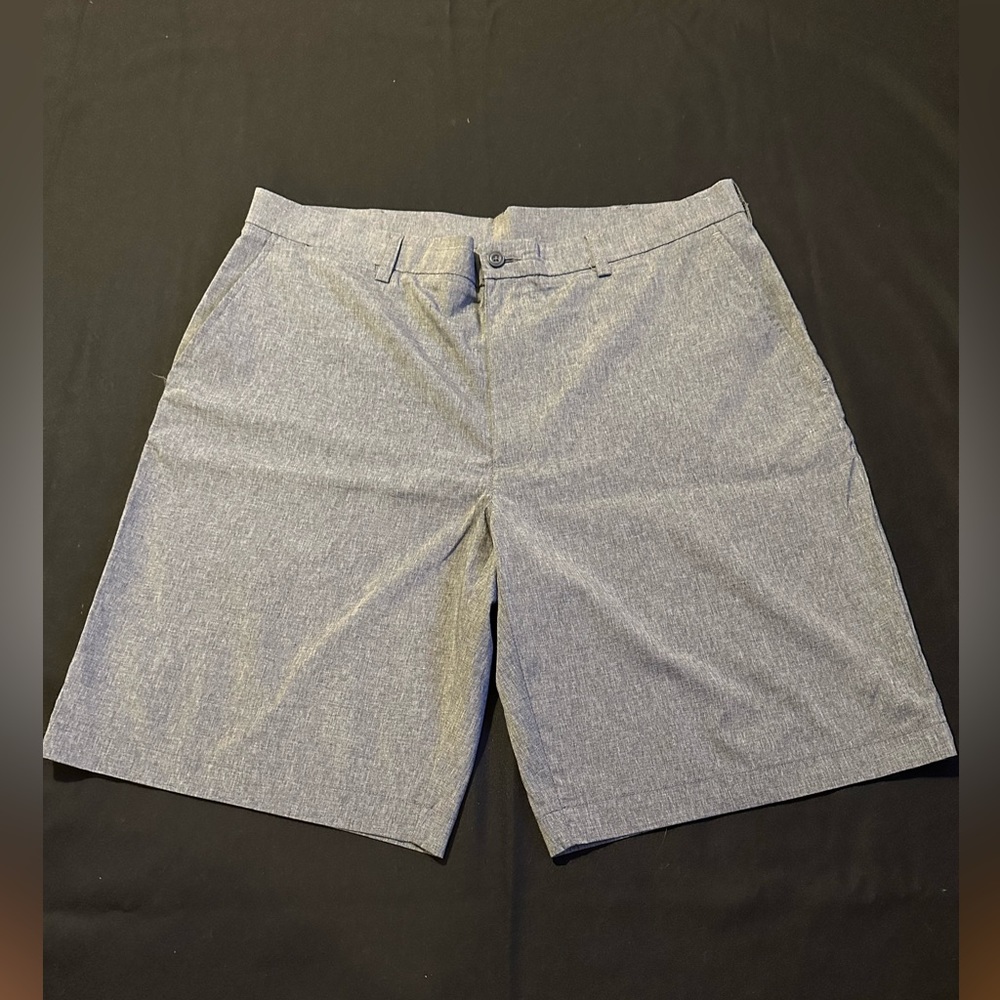 Grey PGA Tour golf shorts size 38